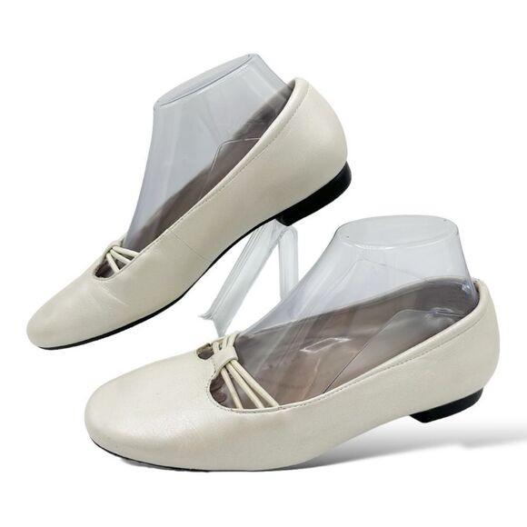 Trotters Womens Pearlized Ivory Leather Slip On Dress Shoe Flats Almond Toe 7 W - Picture 2 of 14
